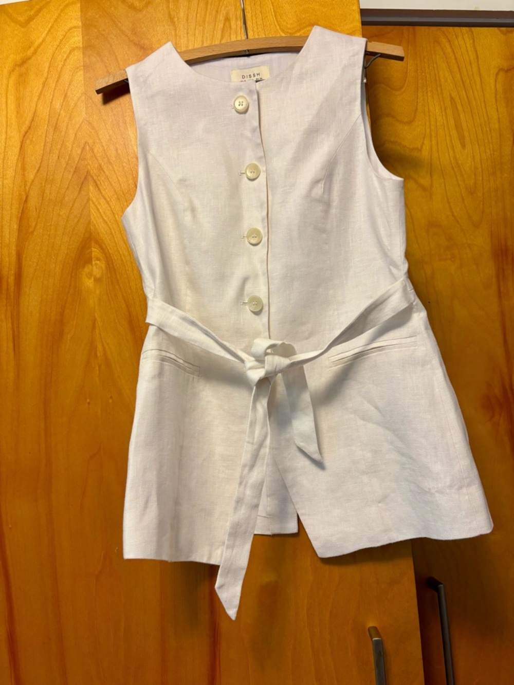 DISSH Alessia White Linen Vest Button Down Top with Belt - Picture 6 of 11
